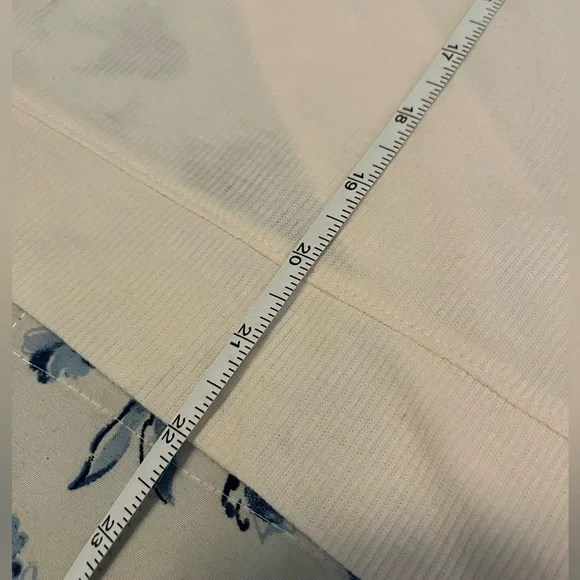 American Eagle Open Back Top. - Picture 7 of 11